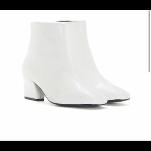 Oviedo White Ankle boot from l’intervalle